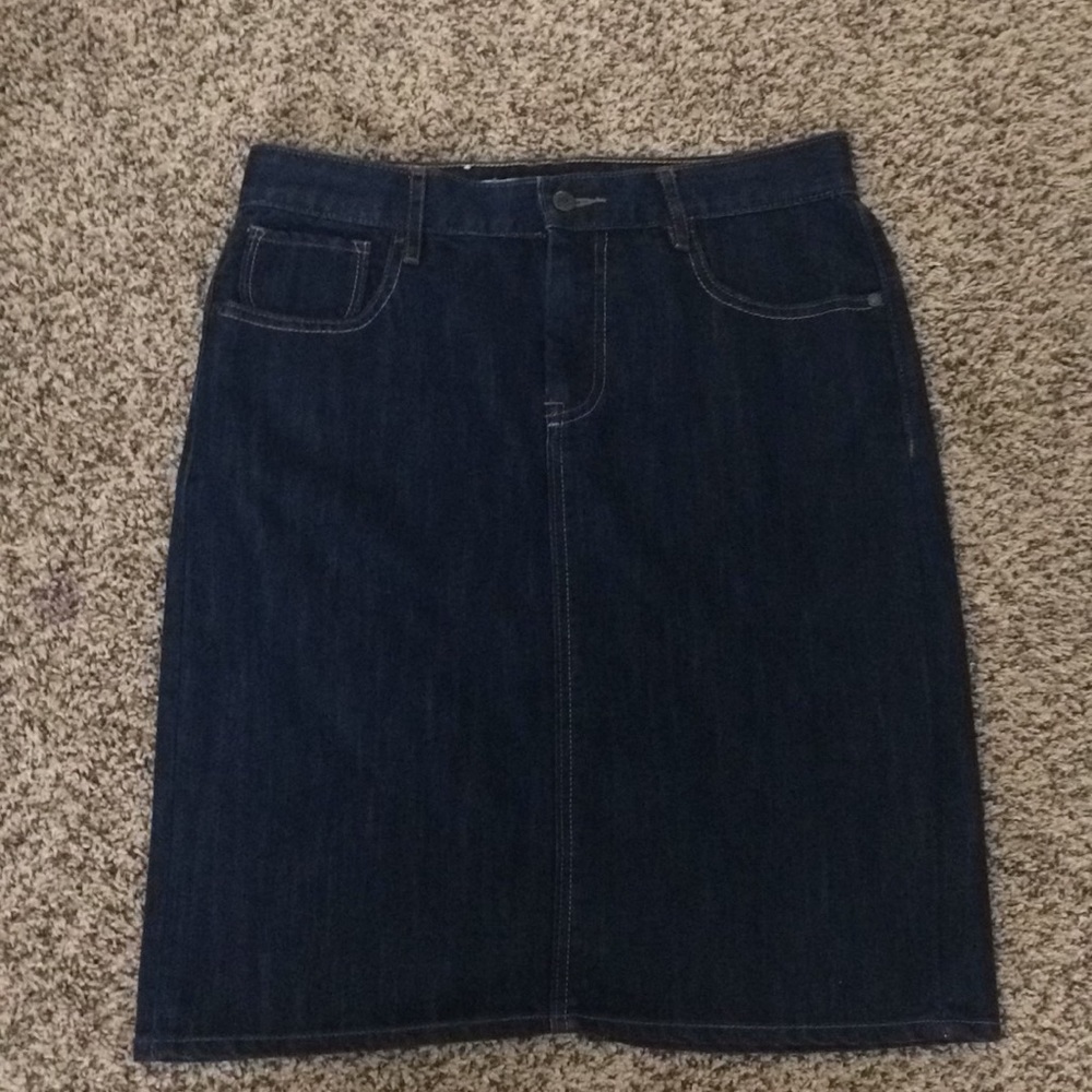 Denim skirt